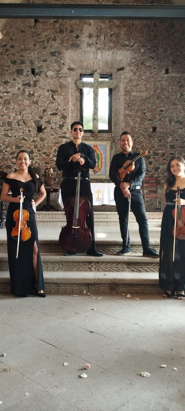 Cuarteto en iglesia